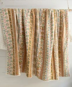 Natural Life Border Print Stitch Quilt