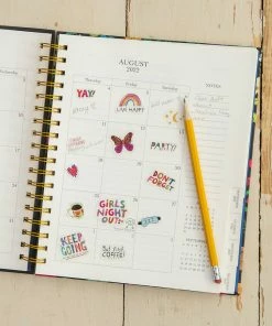 Natural Life 2022-23 17 Month Planner Gifts & Fun Things