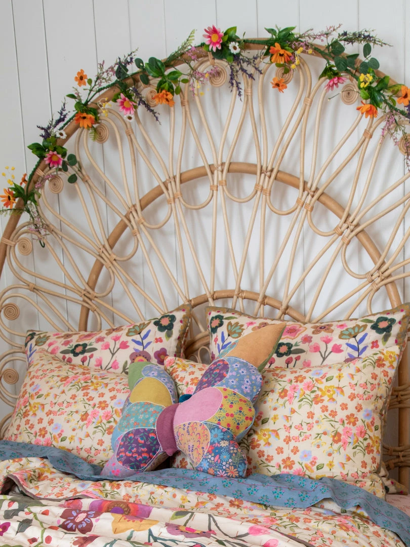 Natural Life Wildflower Garland Back To Campus 4 Natural Life Wildflower Garland Back To Campus