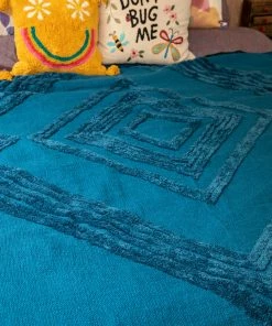 Natural Life Diamond Tufted Coverlet