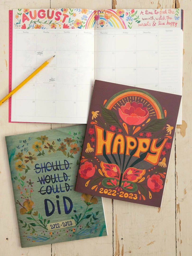 Natural Life NEW & TRENDING 2022-23 Monthly Academic Planner 38 Natural Life NEW & TRENDING 2022-23 Monthly Academic Planner