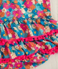 Natural Life Ruffle Tote Bag