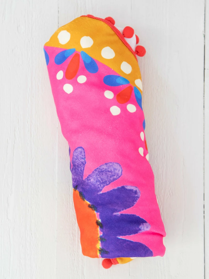 Natural Life Shaped Terry Cloth Towel Beach & Outdoors 5 Natural Life Shaped Terry Cloth Towel Beach & Outdoors