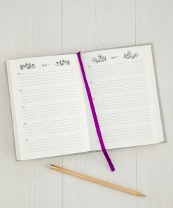 Natural Life Back To Campus 5 Year Journal