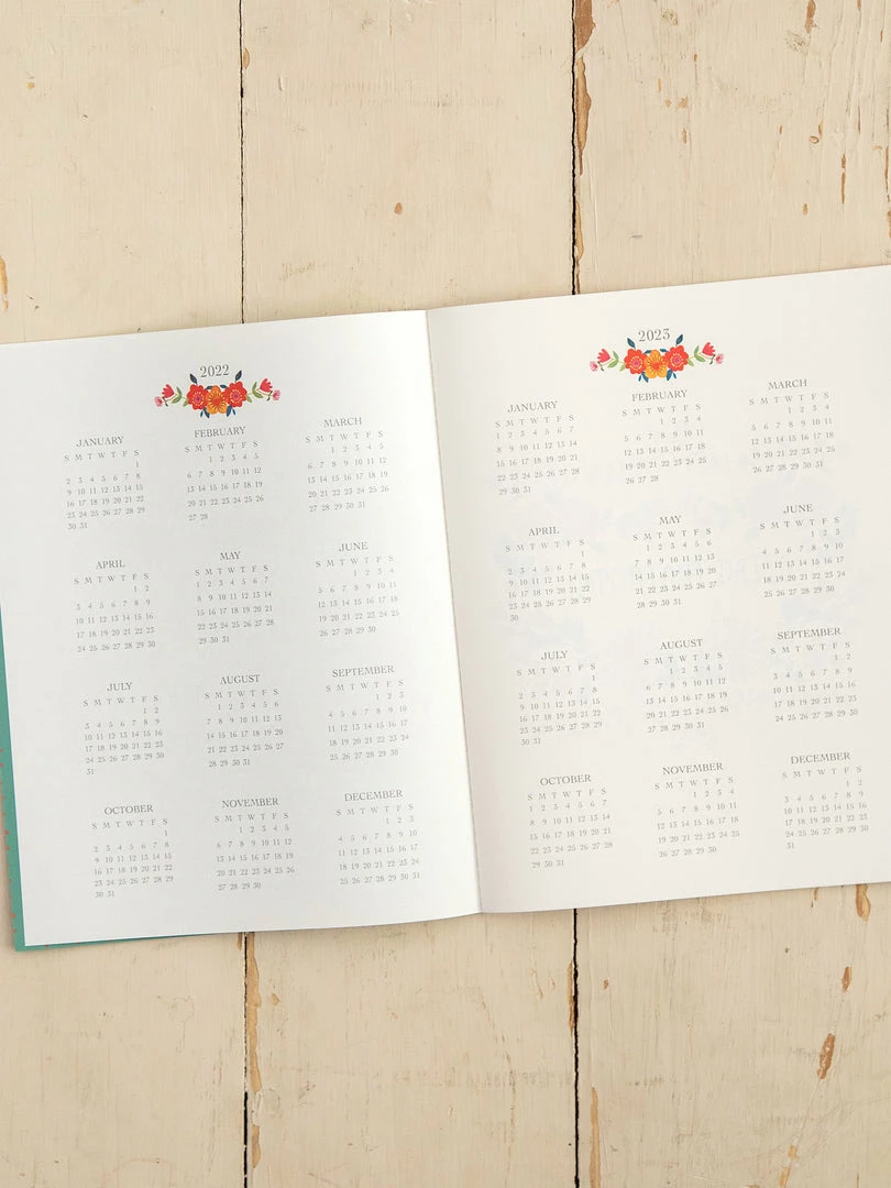 Natural Life NEW & TRENDING 2022-23 Monthly Academic Planner 17 Natural Life NEW & TRENDING 2022-23 Monthly Academic Planner