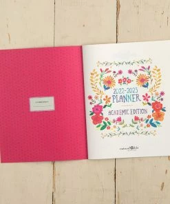 Natural Life NEW & TRENDING 2022-23 Monthly Academic Planner 51 Natural Life NEW & TRENDING 2022-23 Monthly Academic Planner