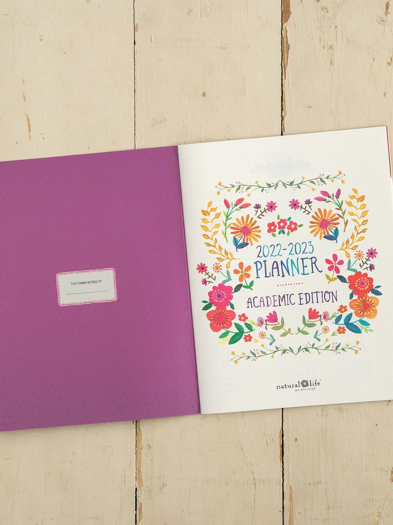 Natural Life NEW & TRENDING 2022-23 Monthly Academic Planner 29 Natural Life NEW & TRENDING 2022-23 Monthly Academic Planner