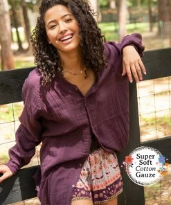 Natural Life NEW & TRENDING Laid Back Button Down