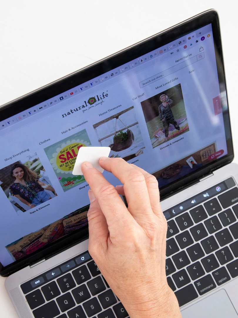 Natural Life Stick-On Screen Cleaner Set NEW & TRENDING 7 Natural Life Stick-On Screen Cleaner Set NEW & TRENDING