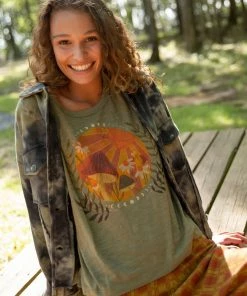 Natural Life NEW & TRENDING Frankie Tee