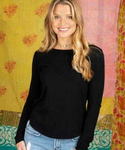 Natural Life The Long Sleeve Weekend Tee CLOTHES