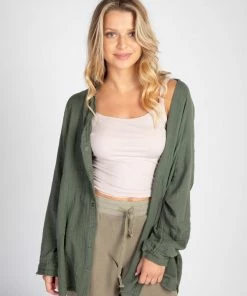 Natural Life NEW & TRENDING Laid Back Button Down