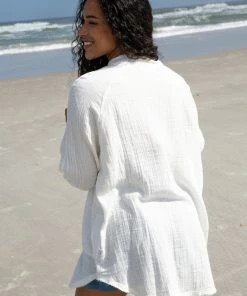 Natural Life NEW & TRENDING Laid Back Button Down